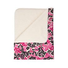 画像をギャラリービューアに読み込む, TRIPPY WITCHY MUSHROOM LIL BRUH GWOP® PINK CAMO 2026 FLEECE SHERPA BLANKET
