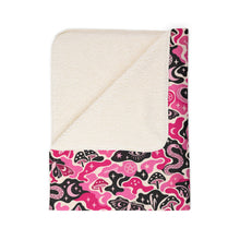 画像をギャラリービューアに読み込む, TRIPPY WITCHY MUSHROOM LIL BRUH GWOP® PINK CAMO 2026 FLEECE SHERPA BLANKET
