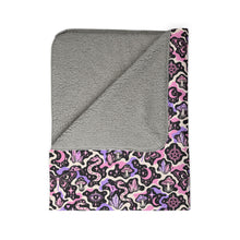 画像をギャラリービューアに読み込む, TRIPPY WITCHY MUSHROOM LIL BRUH GWOP® LAVENDER CAMO FLEECE SHERPA BLANKET 2026
