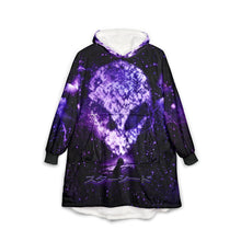 Load image into Gallery viewer, STARSEED FLEECE HOODED BLANKET - PURPLE
