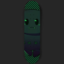 Load image into Gallery viewer, AIKOYUMI CHECKERED SKATEBOARD 8.25&quot;
